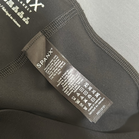 SPANX ICON LEGGINGS HIGH WAIST STRECH VERY BLACK WOMENS SZ 2XL NEW - Picture 8 of 10